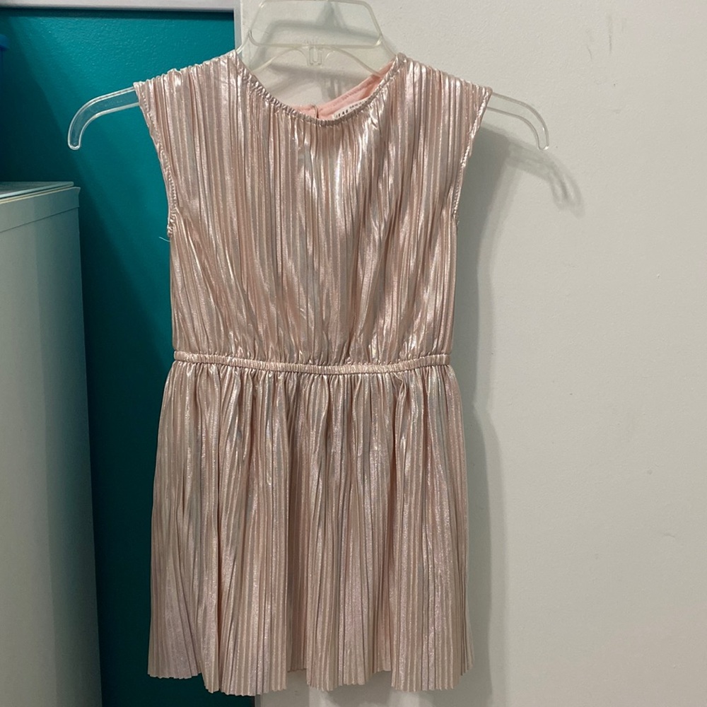 H&M.  Size 4-5yr. Pink/silver